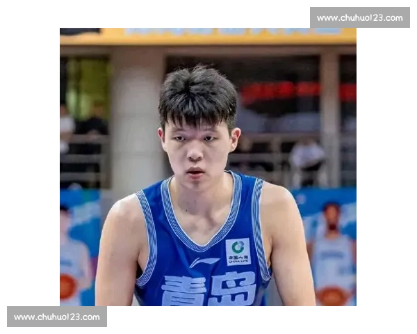 杨瀚森替补之路：纠错声里的钝感力逆袭？